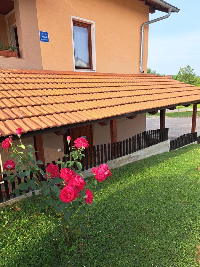 Apartman Morana Слуни Экстерьер фото